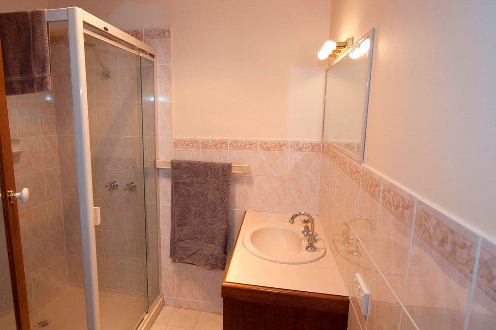 4 Talgarno Court, MOUNT PLEASANT VIC 3350, Mount Pleasant - Thumbnail 7