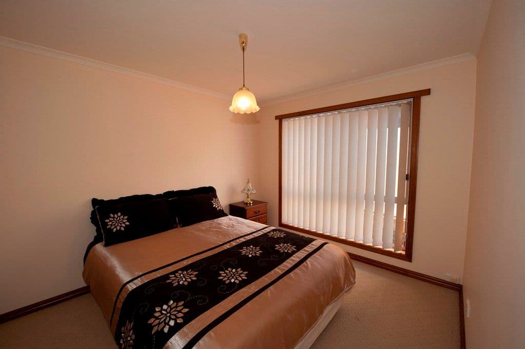 4 Talgarno Court, MOUNT PLEASANT VIC 3350, Mount Pleasant - Thumbnail 8