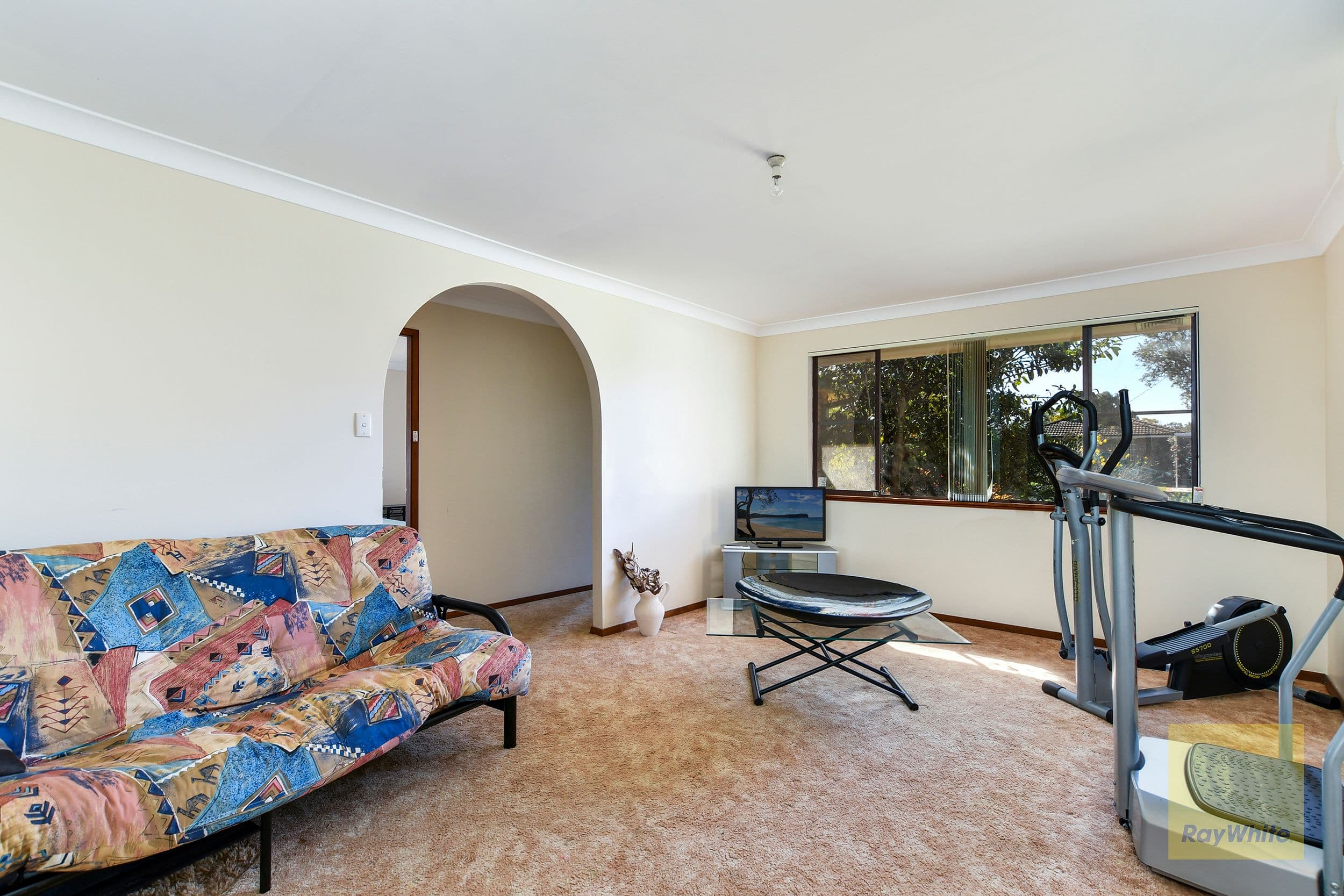 72 Mackenzie Avenue, Woy Woy - Thumbnail 2