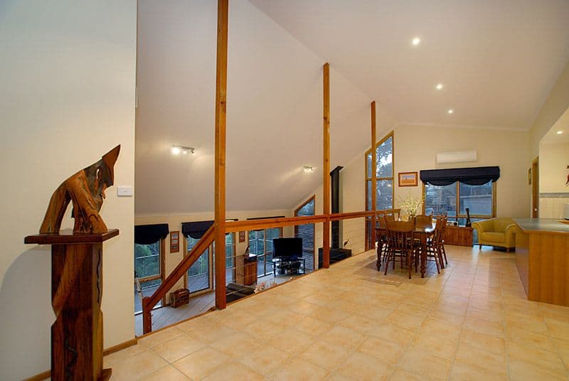16 Philippa Road, BORONIA VIC 3155, Boronia - Thumbnail 3