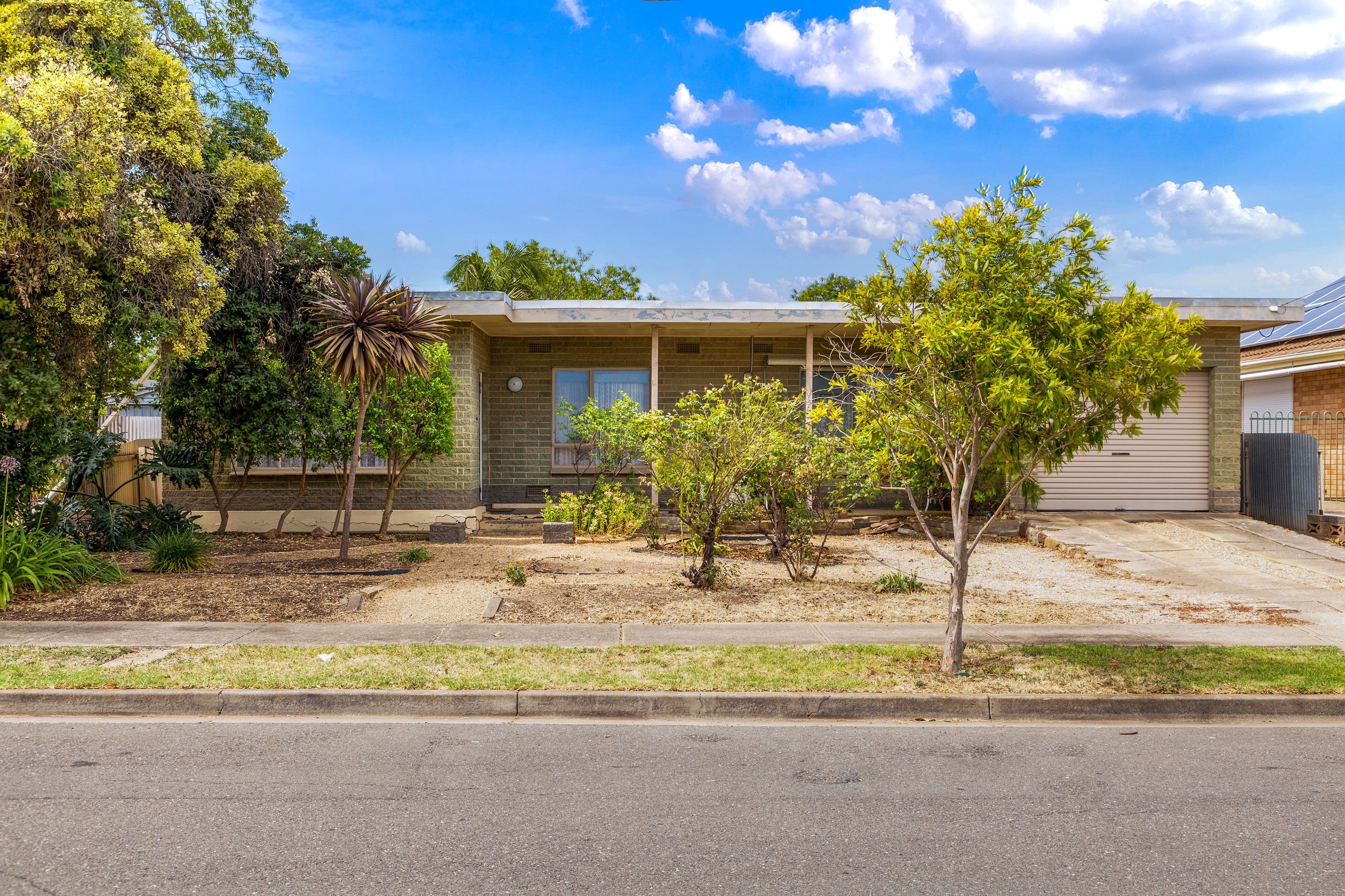 24 Grant Avenue, Gilles Plains SA 5086, Gilles Plains - Image 1