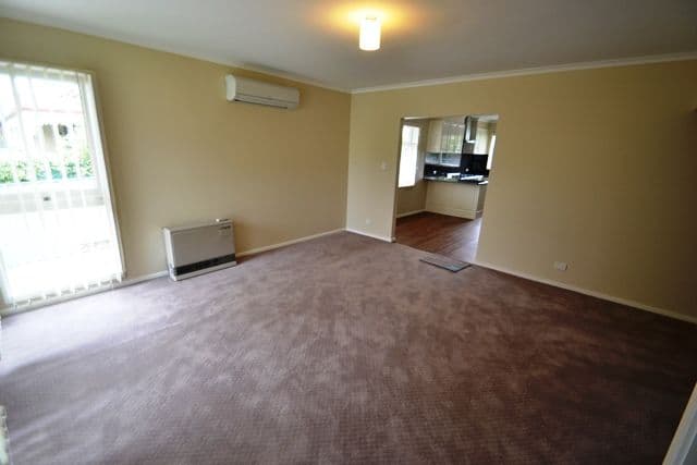 10 Tristan Street, SEYMOUR VIC 3660, Seymour - Thumbnail 5