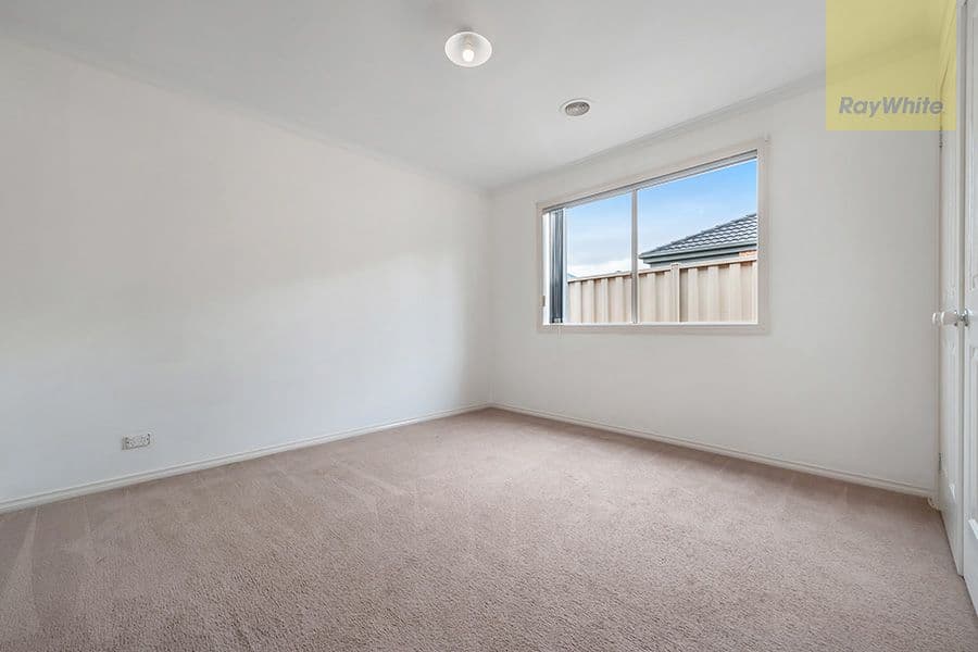 7 Kirribilli Close, Craigieburn VIC 3064, Craigieburn - Thumbnail 8