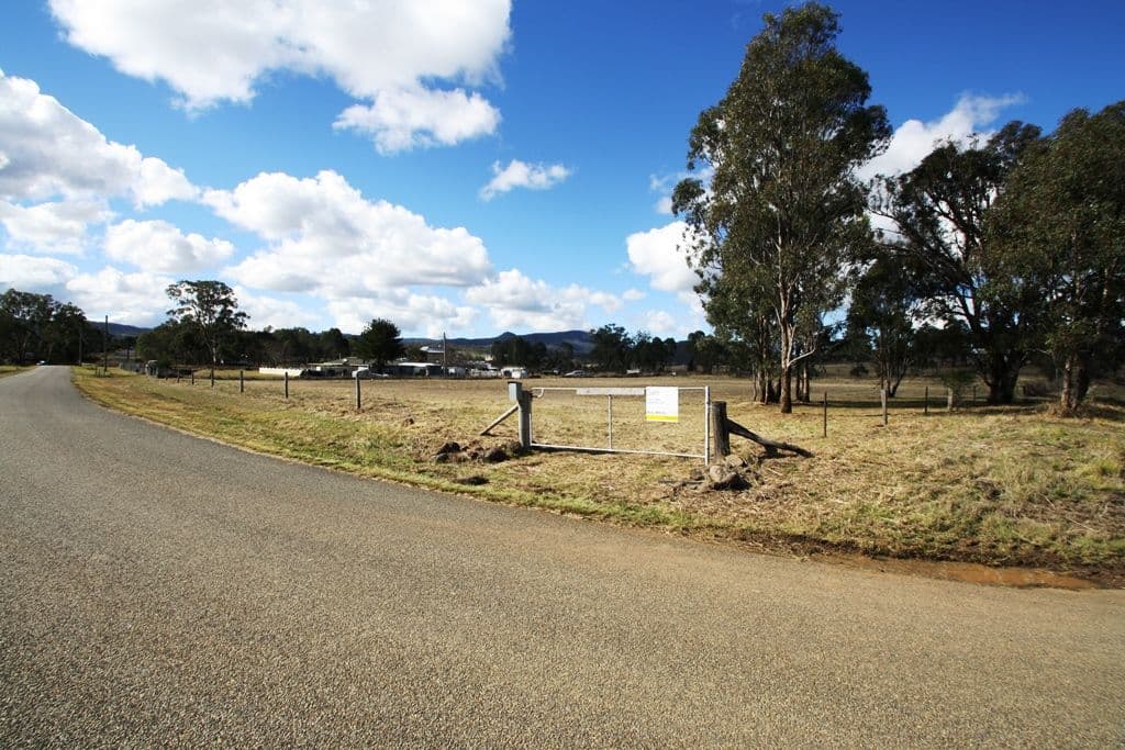 Lot 3 and 4 Slade Street, MARYVALE QLD 4370, Maryvale - Thumbnail 4