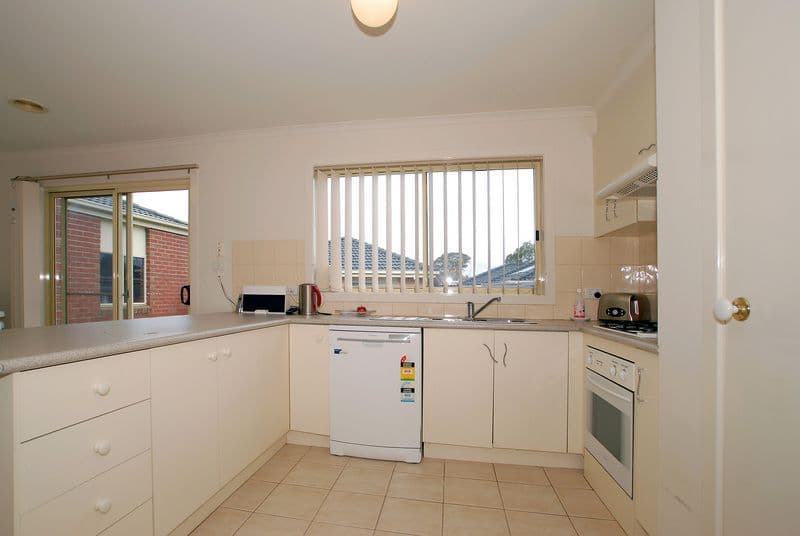 55  Darnley Drive, SKYE VIC 3977, Skye - Thumbnail 3