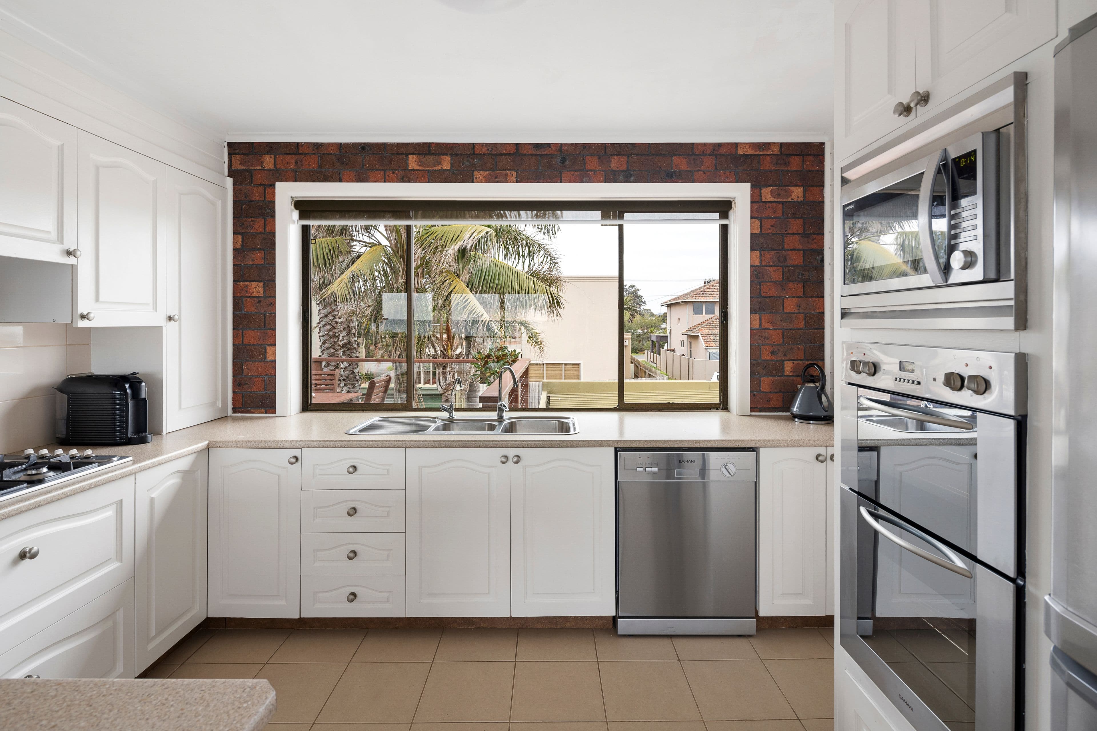 94 Gould Street, Frankston VIC 3199, Frankston - Thumbnail 2