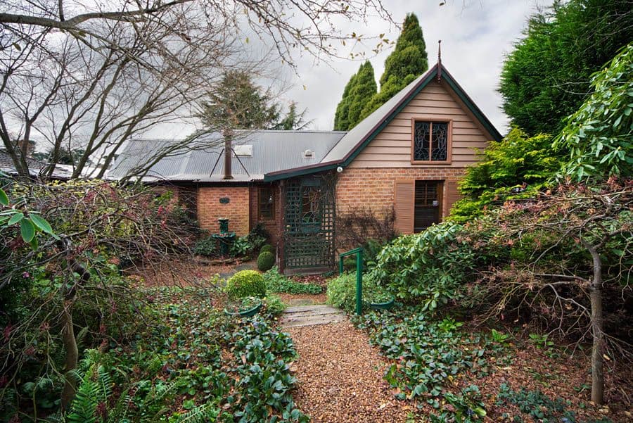 76 Govetts Leap Road, BLACKHEATH NSW 2785, Blackheath - Thumbnail 2