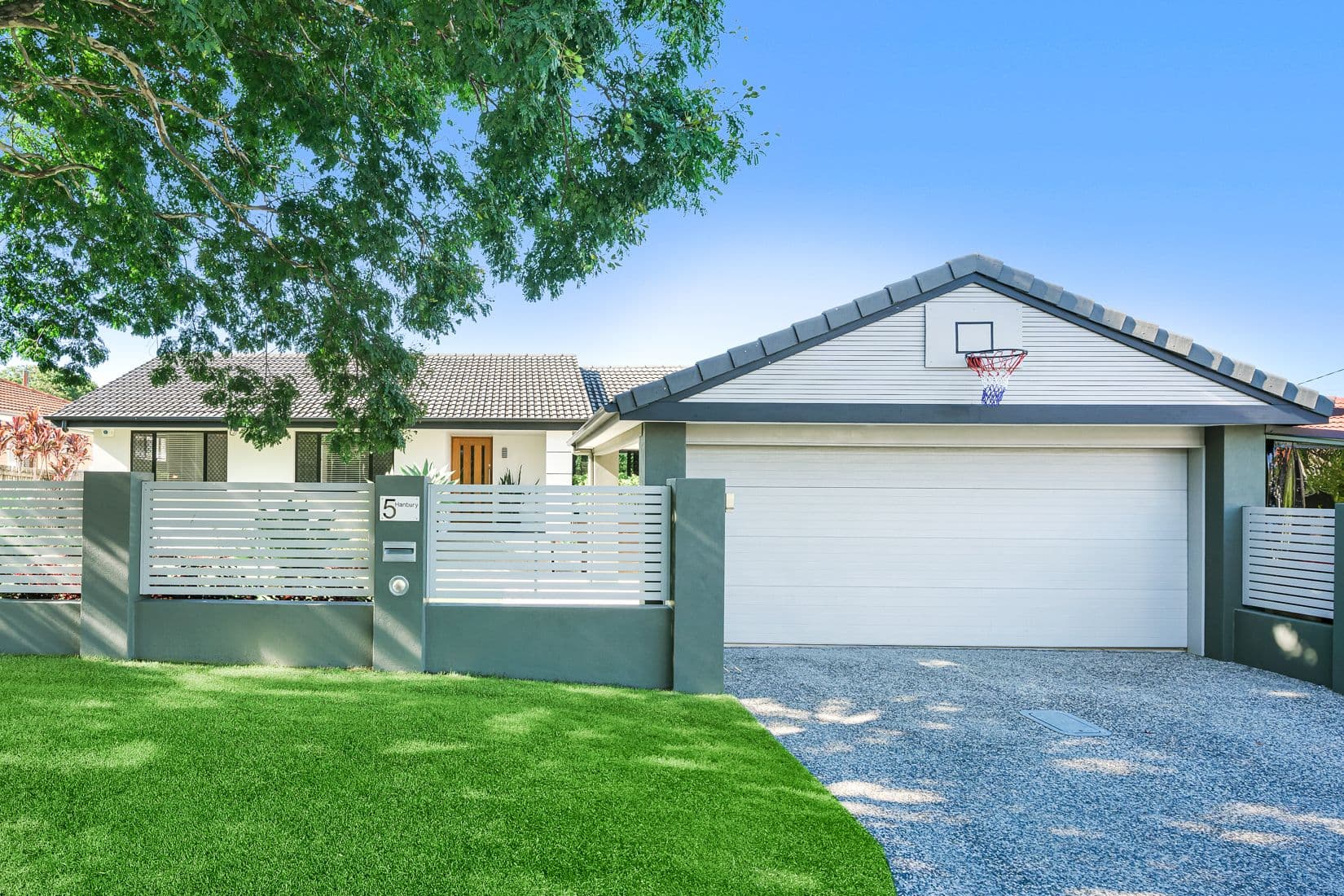 5 Hanbury Street, Chermside West QLD 4032, Chermside West - Thumbnail 2
