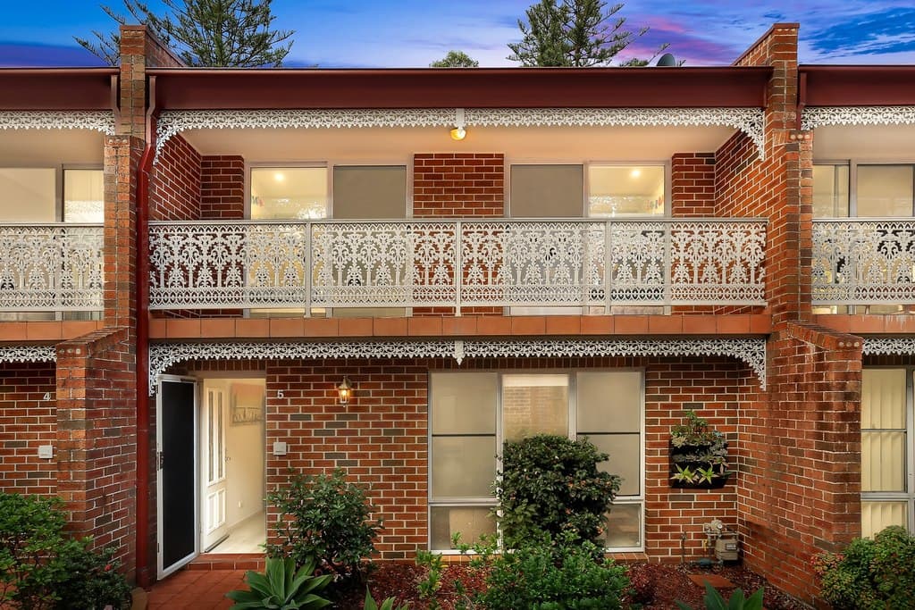 5/17-21 Gardere Street, Caringbah - Image 1