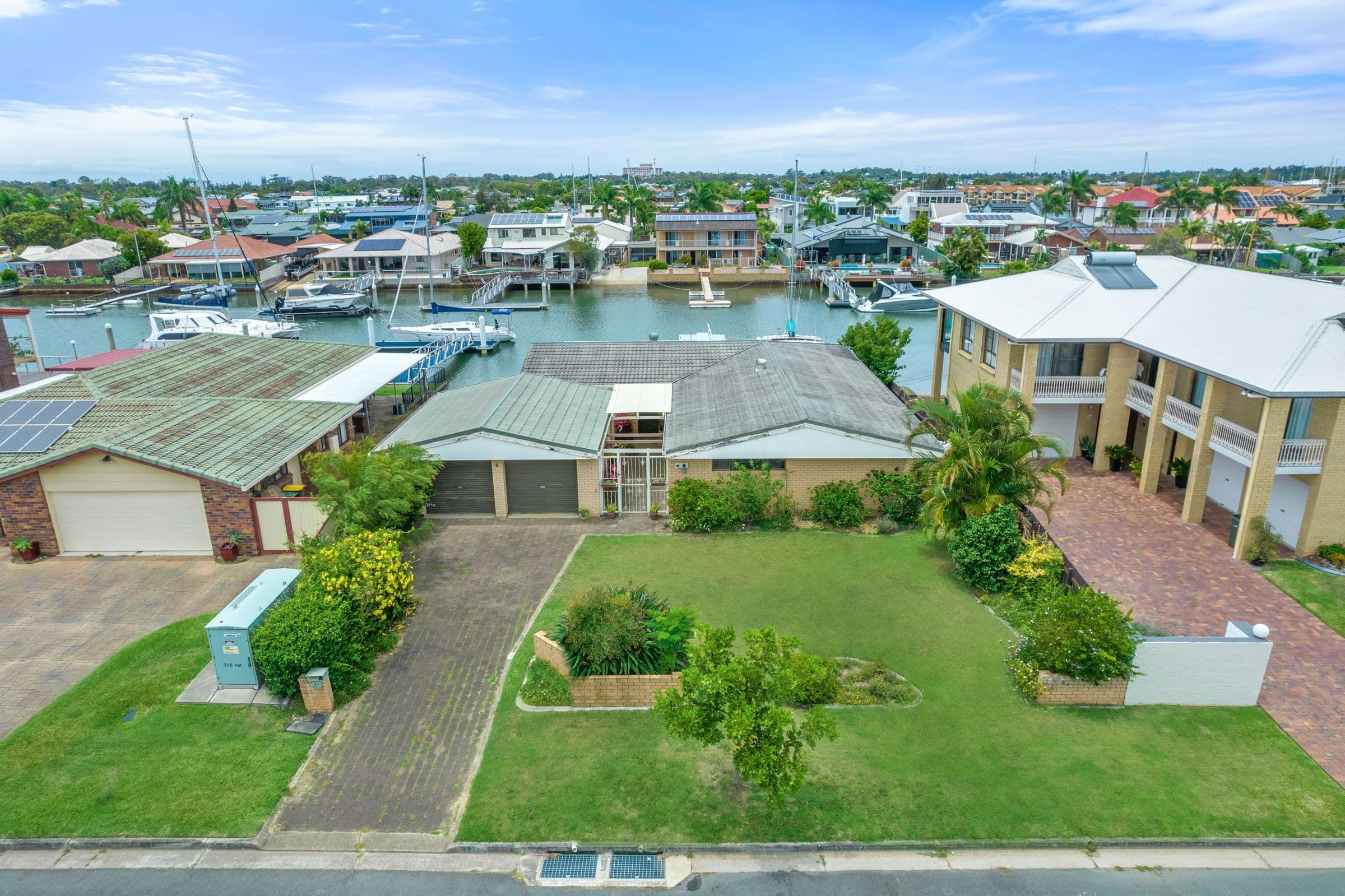 32 Australia Court, Newport QLD 4020, Newport - Image 1