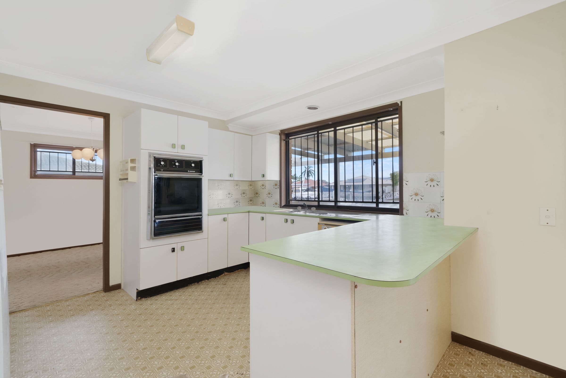 32 Australia Court, Newport QLD 4020, Newport - Thumbnail 4