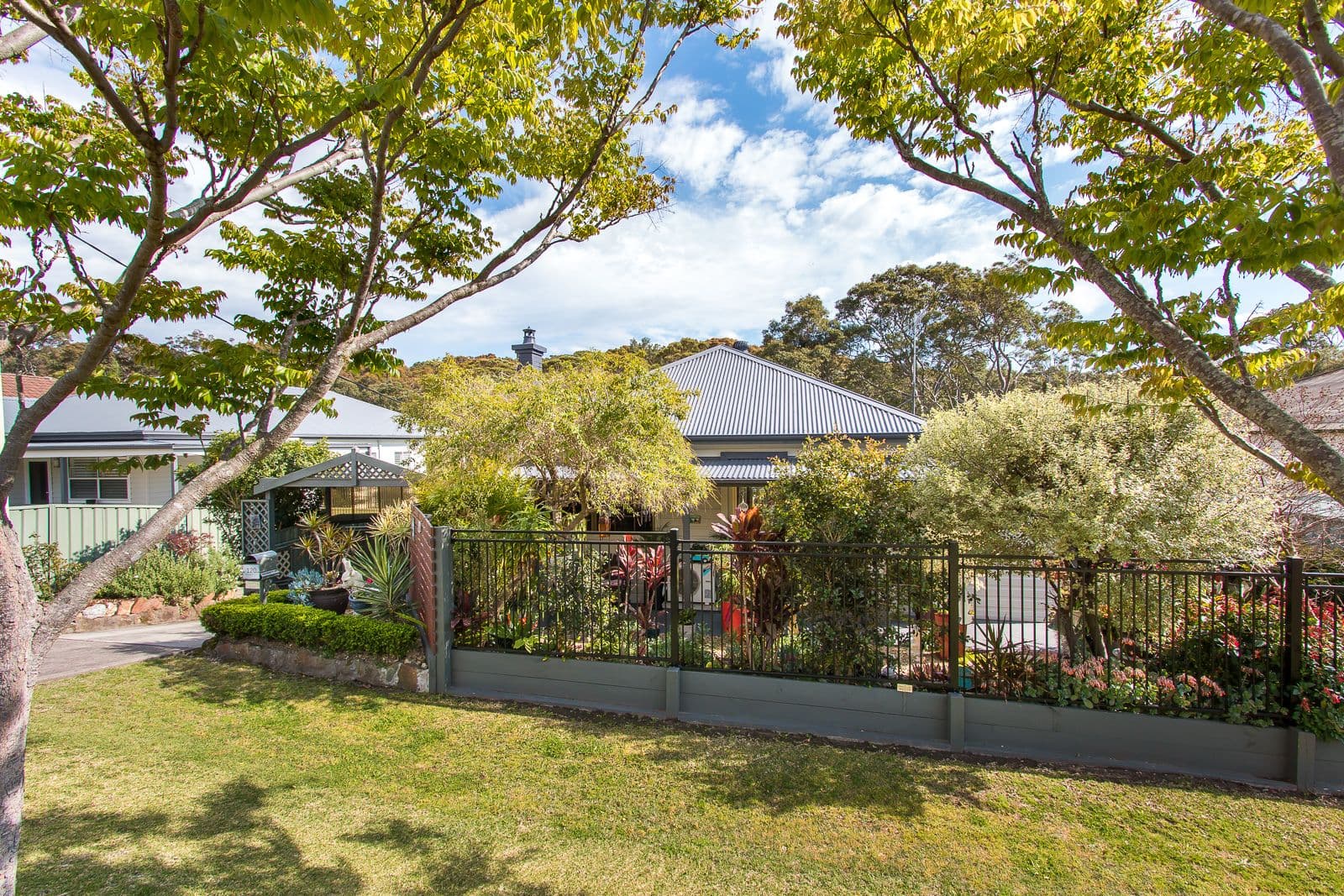 120 Grinsell Street, Kotara - Image 1