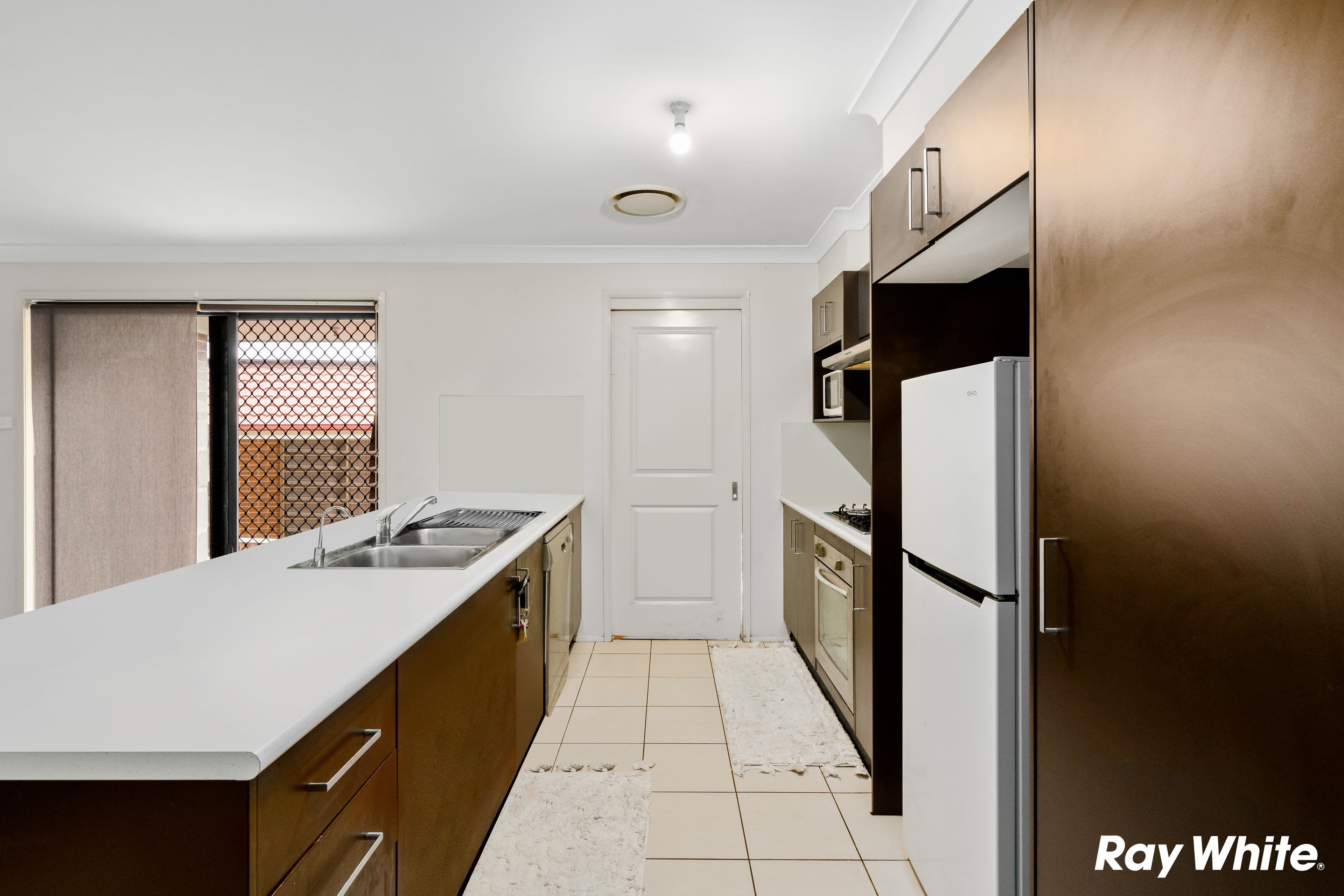 38 Sutton Street, Blacktown NSW 2148, Blacktown - Thumbnail 3