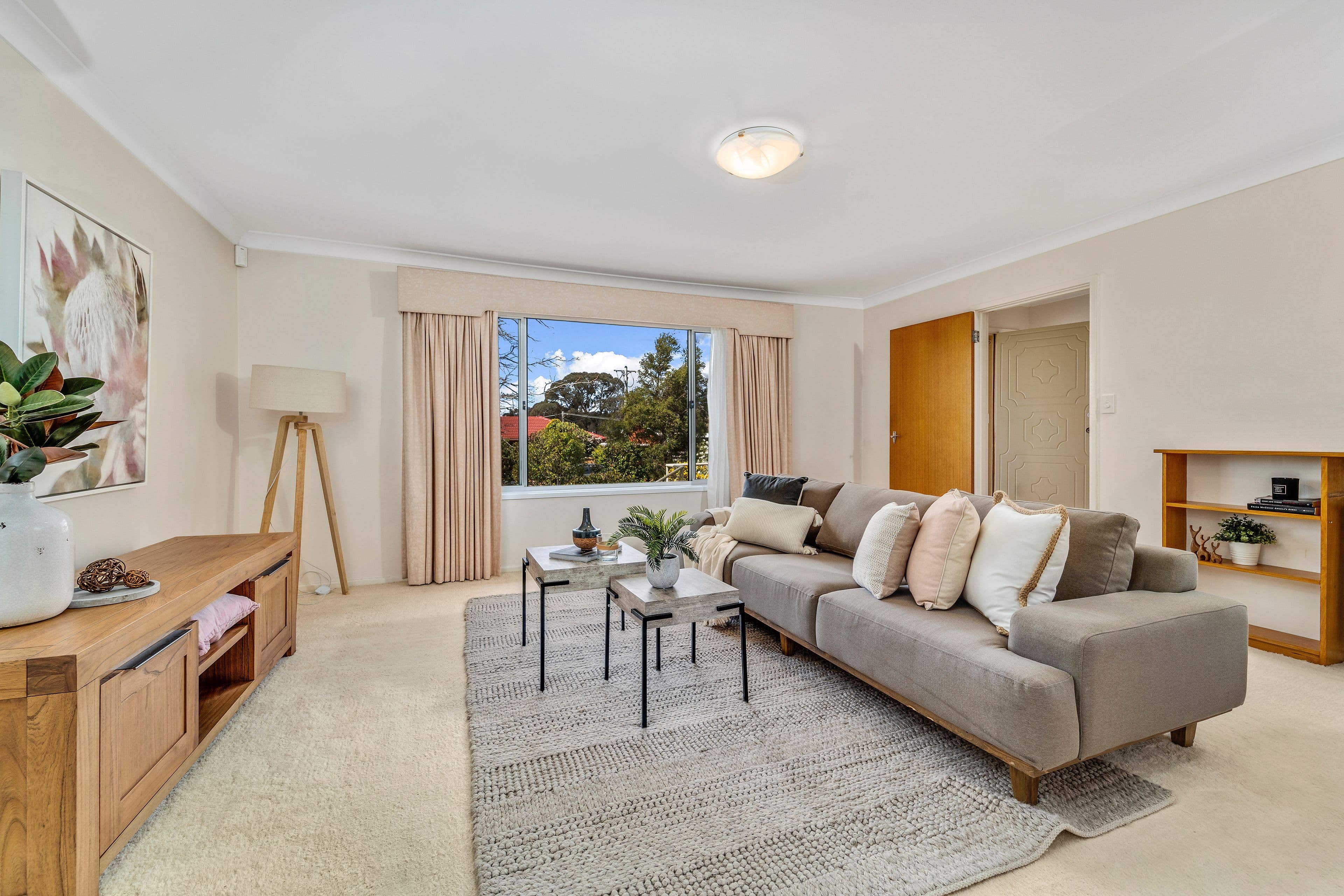 8 Dwyer Street, Cook ACT 2614, Cook - Thumbnail 2