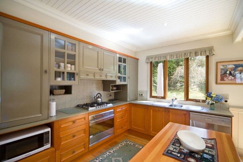 10 Cross Street, BLACKHEATH NSW 2785, Blackheath - Thumbnail 2