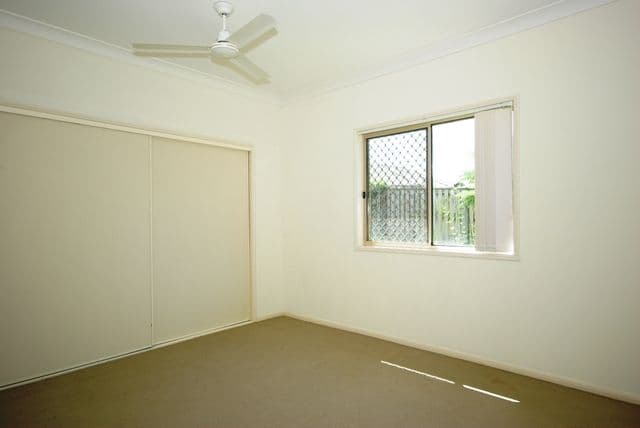 10 Flamevine Street, UPPER COOMERA QLD 4209, Upper Coomera - Thumbnail 8