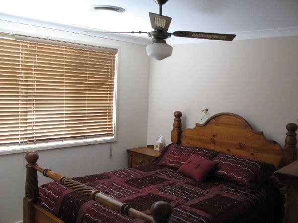 39 Pasadena Crescent, MACQUARIE HILLS NSW 2285, Macquarie Hills - Thumbnail 2