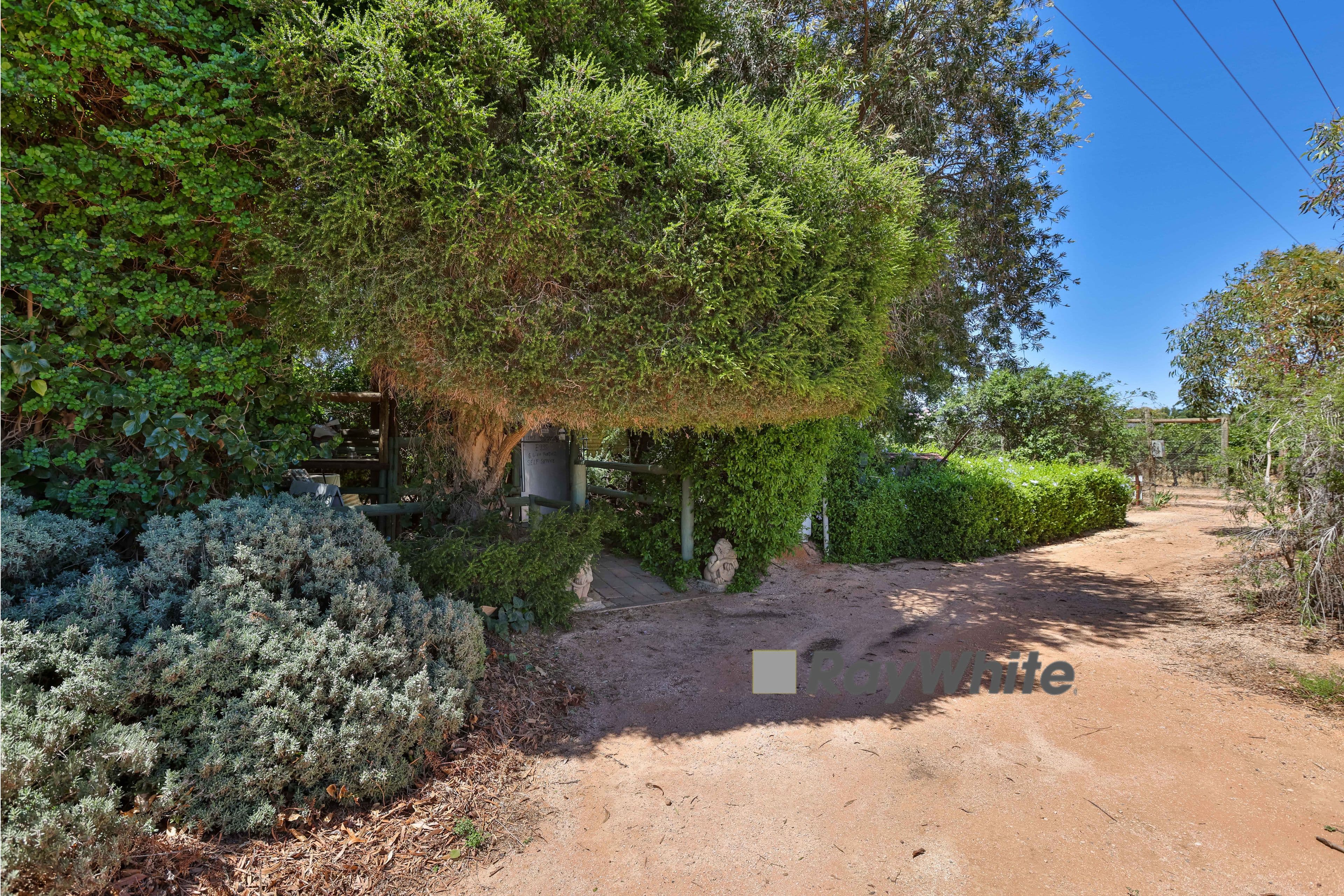 1028-1032 Benetook Avenue, Mildura VIC 3500, Mildura - Image 1