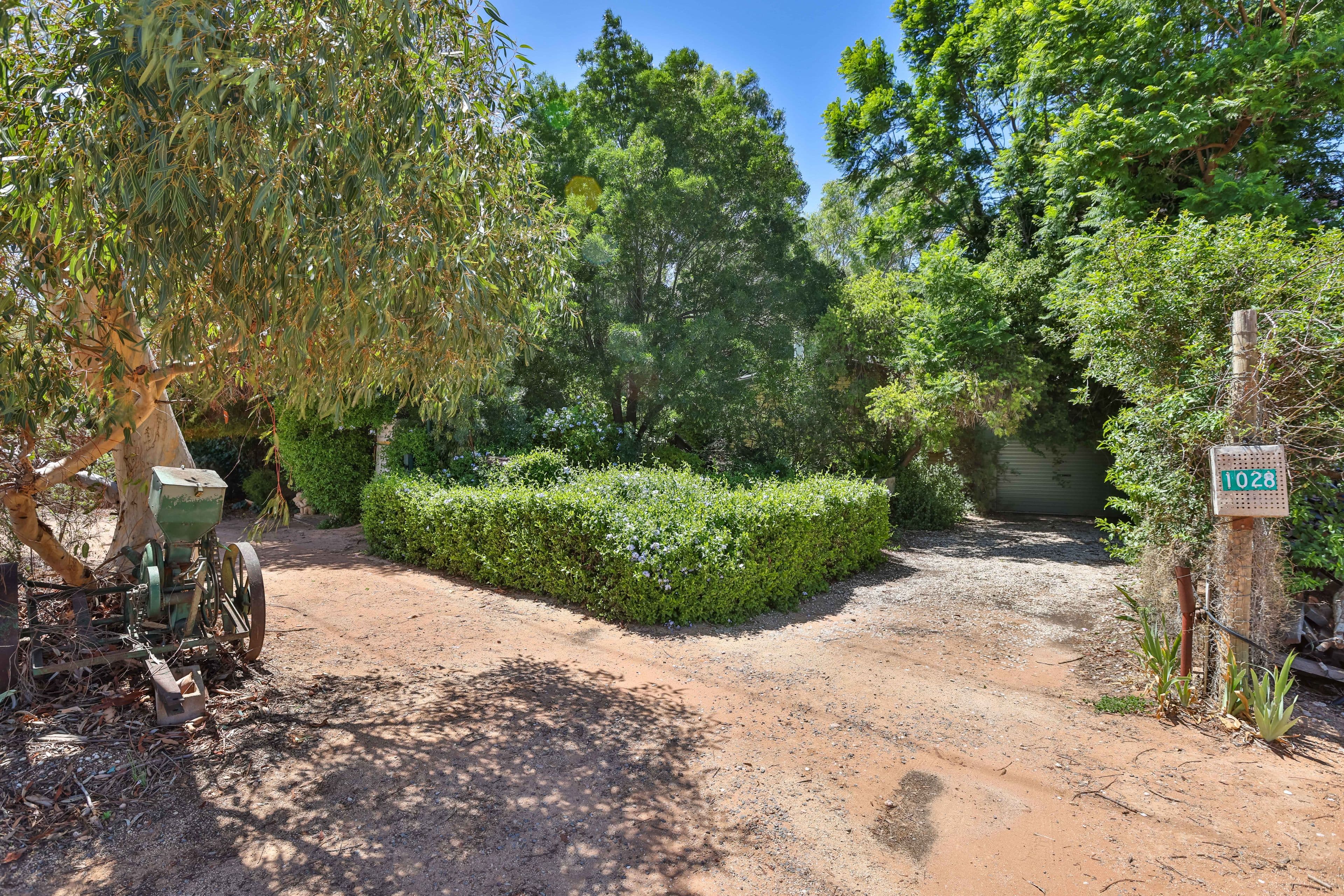 1028-1032 Benetook Avenue, Mildura VIC 3500, Mildura - Thumbnail 2
