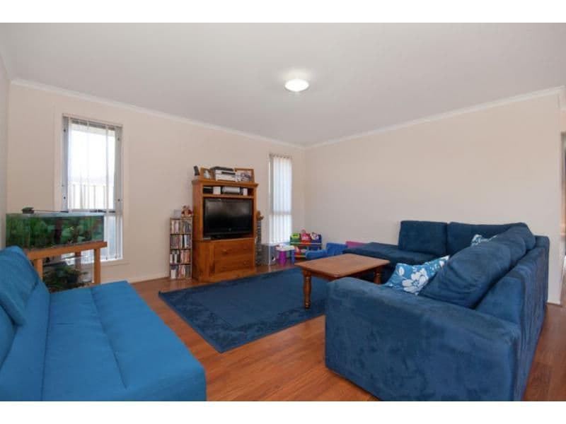 11 Burley Griffin Drive, Andrews Farm SA 5114, Andrews Farm - Thumbnail 4
