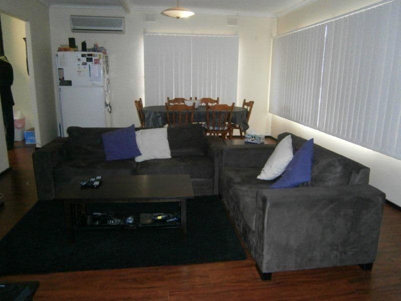 15 Gosford Crescent, BROADMEADOWS VIC 3047, Broadmeadows - Thumbnail 3