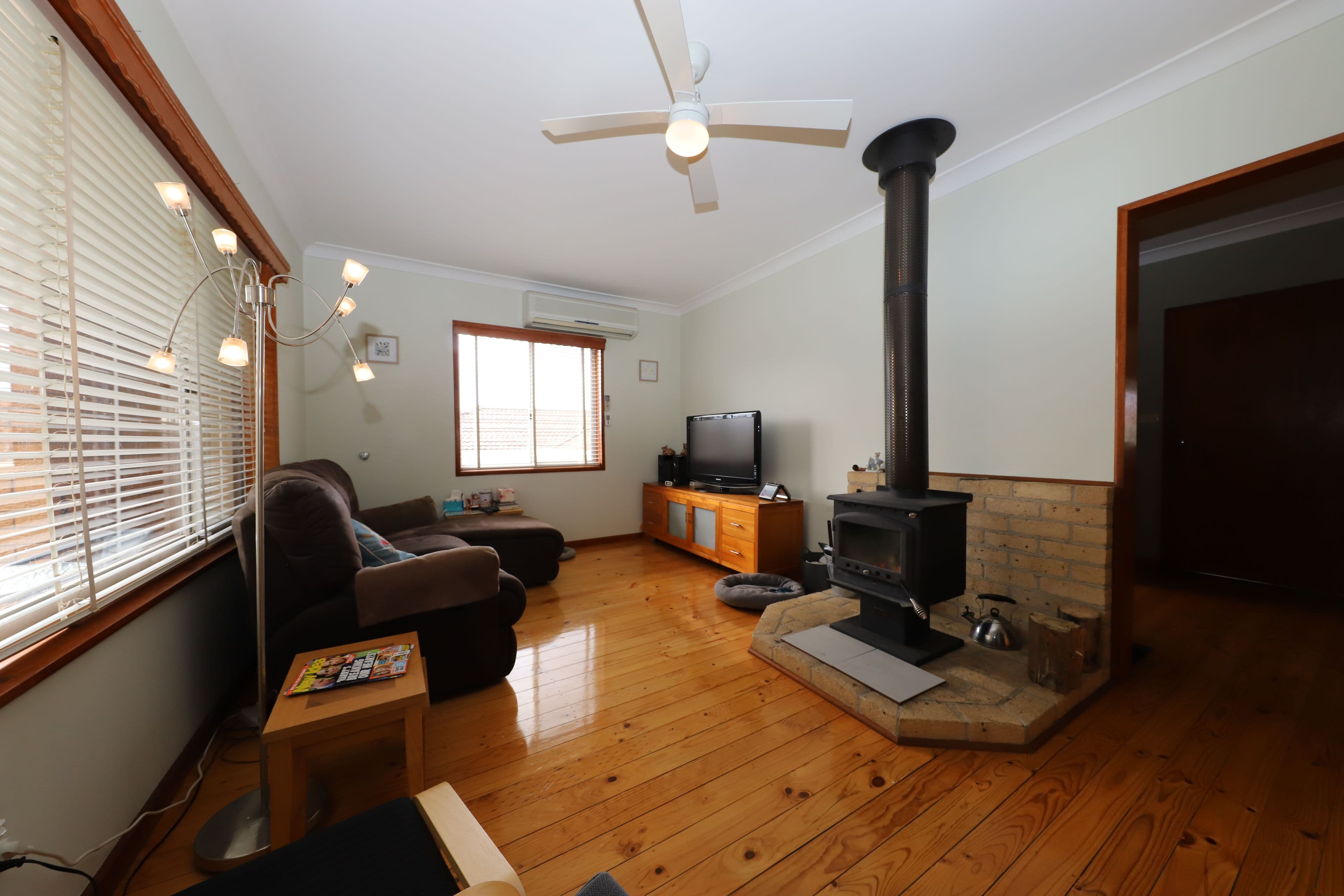 4 Crofton Avenue, Batlow NSW 2730, Batlow - Thumbnail 2