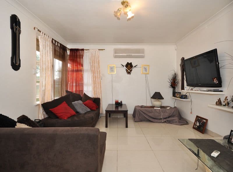 9 Roberts Road, Hackham West SA 5163, Hackham West - Thumbnail 2