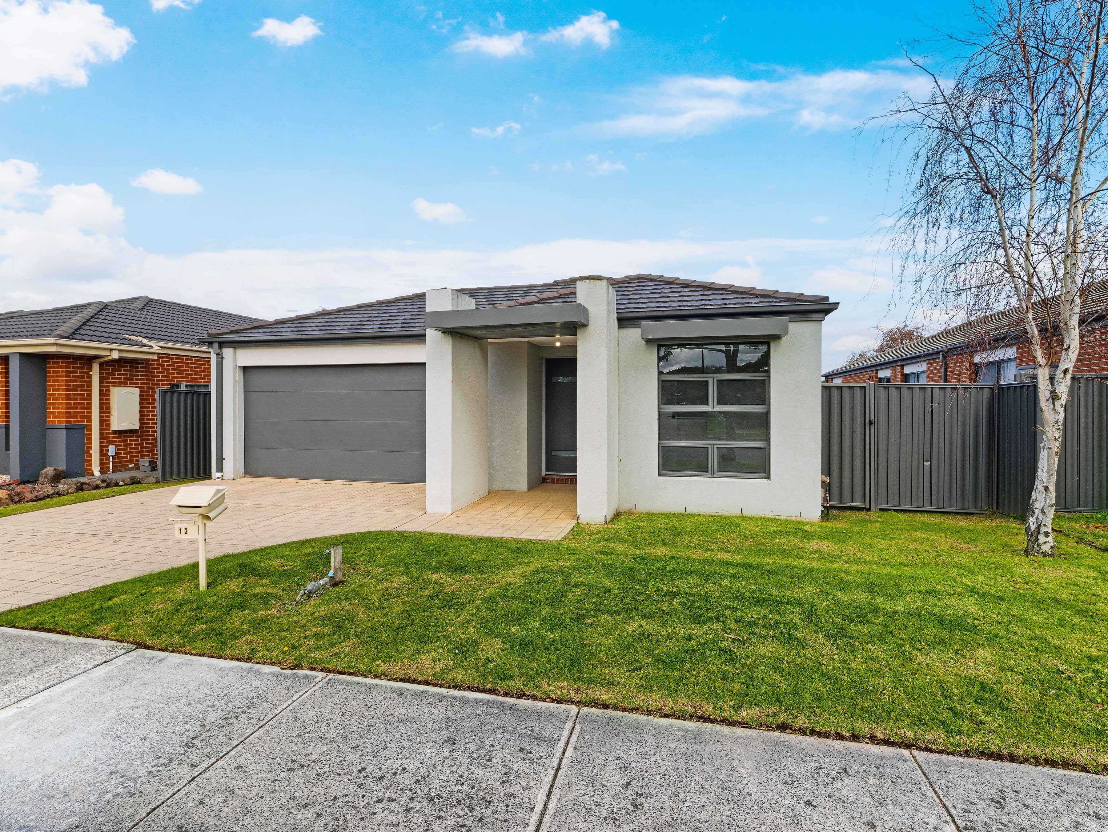 13 Orchard Valley Avenue, Pakenham VIC 3810, Pakenham - Thumbnail 3