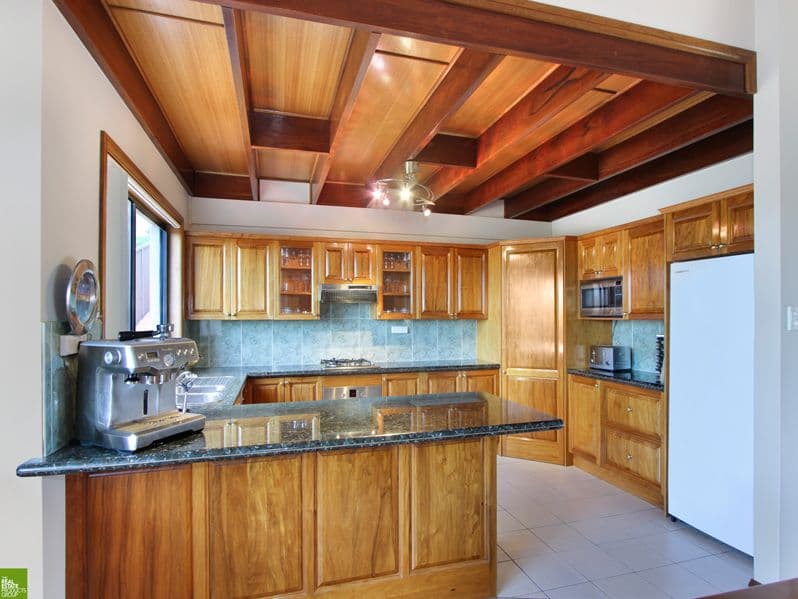 56 Ashley Avenue, Farmborough Heights - Thumbnail 2