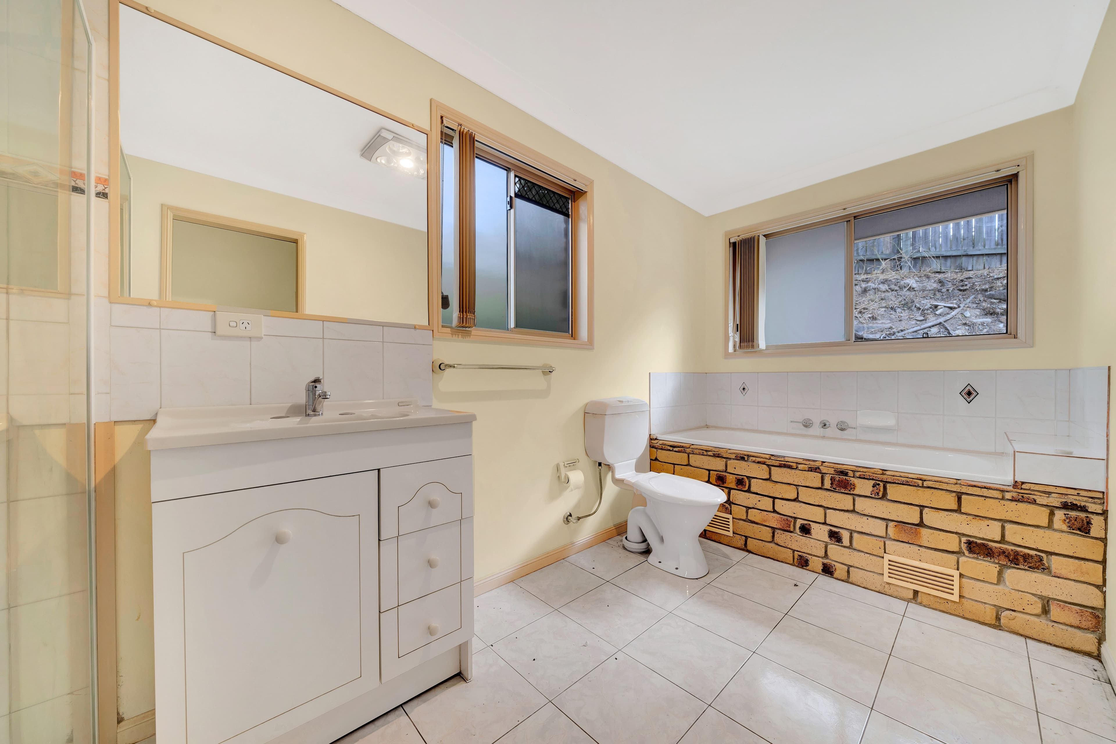 38 Linning Street, Mount Warren Park QLD 4207, Mount Warren Park - Thumbnail 5