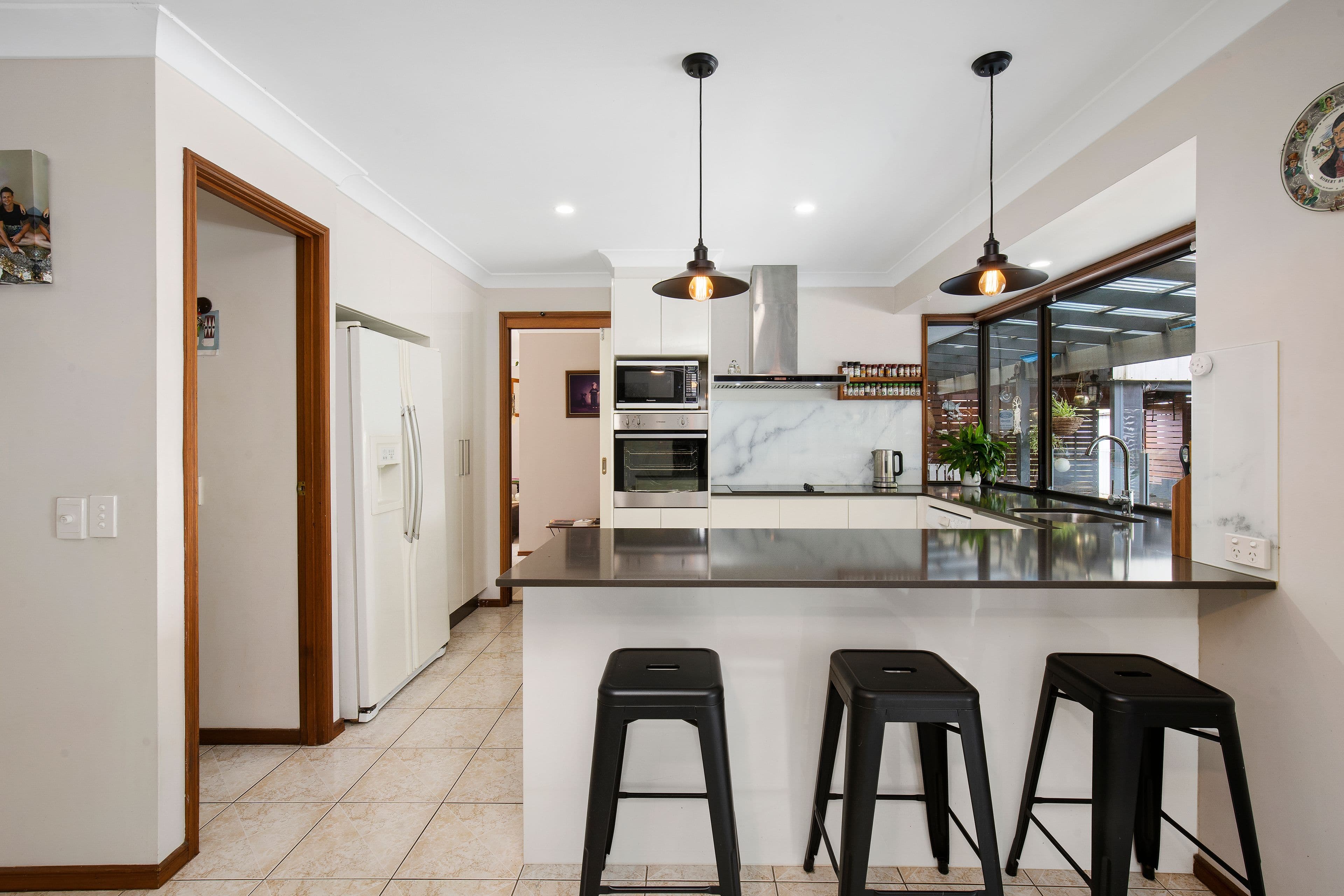 18 Foxhill Court, Carrara QLD 4211, Carrara - Thumbnail 7