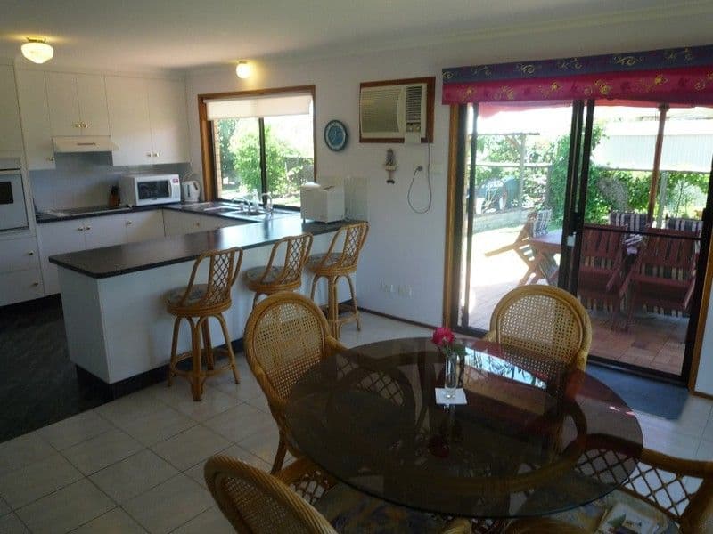 23 Lorikeet Avenue, WOODGATE QLD 4660, Woodgate - Thumbnail 2