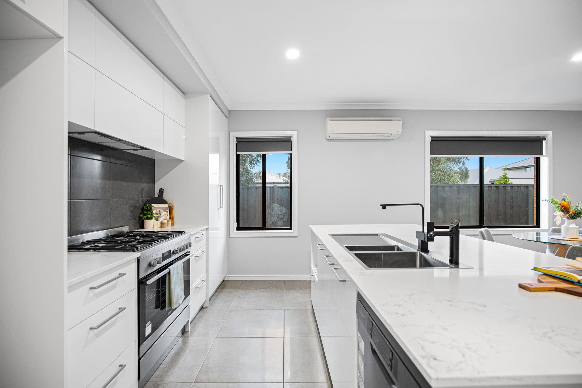 31 Frontier Circuit, Tarneit VIC 3029, Tarneit - Thumbnail 2