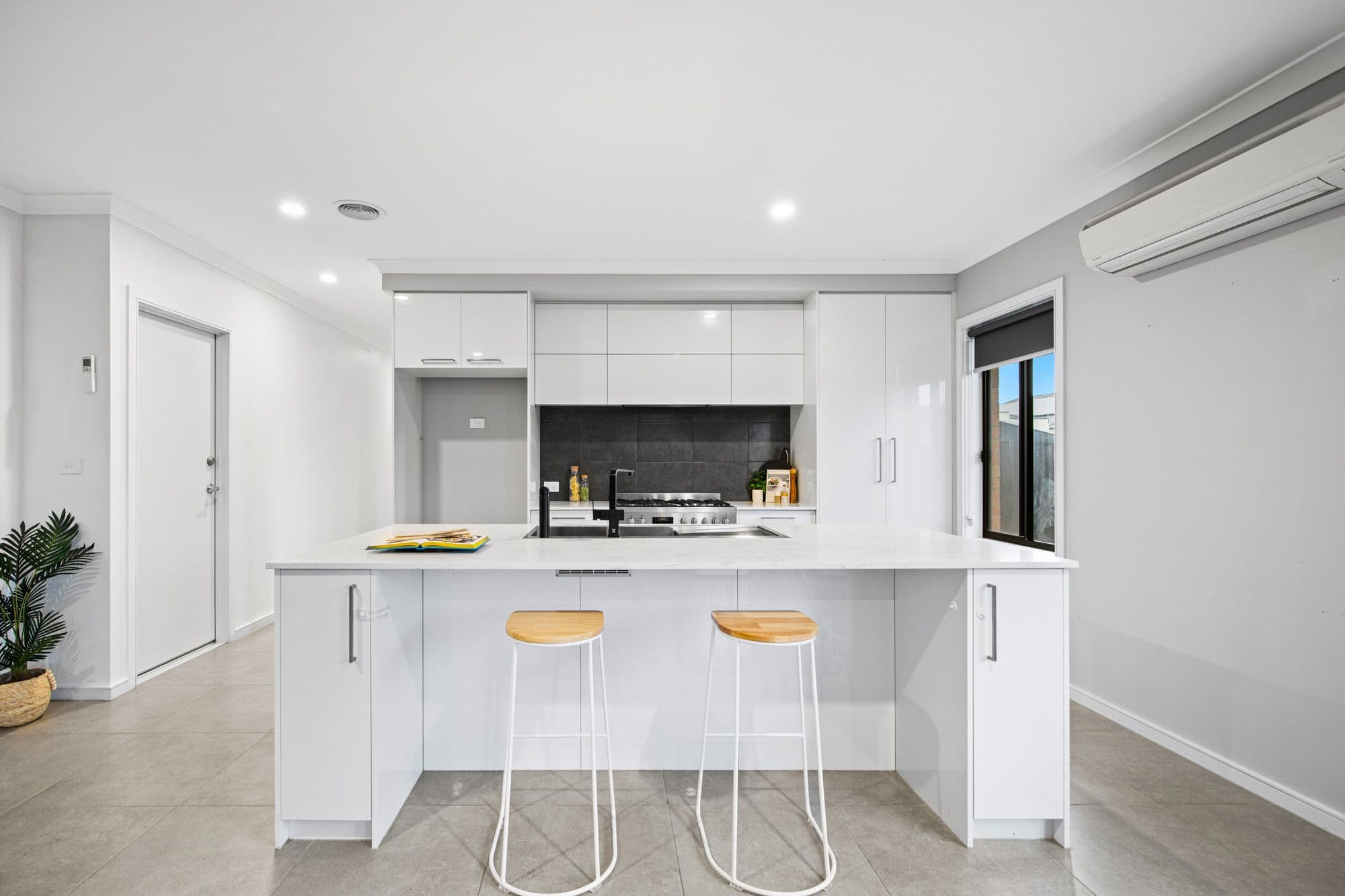 31 Frontier Circuit, Tarneit VIC 3029, Tarneit - Thumbnail 3