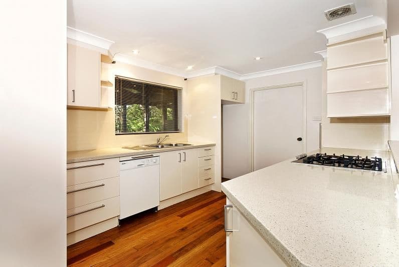 9-11 Cochrane Road, THIRROUL NSW 2515, Thirroul - Thumbnail 5