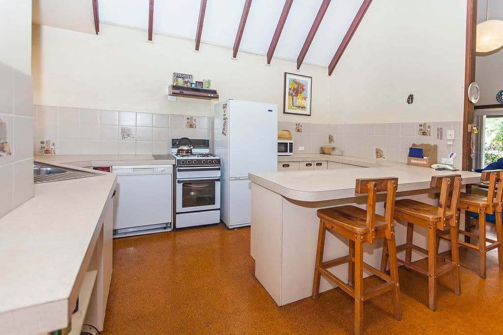 11 Parkwood Avenue, Camira QLD 4300, Camira - Thumbnail 5