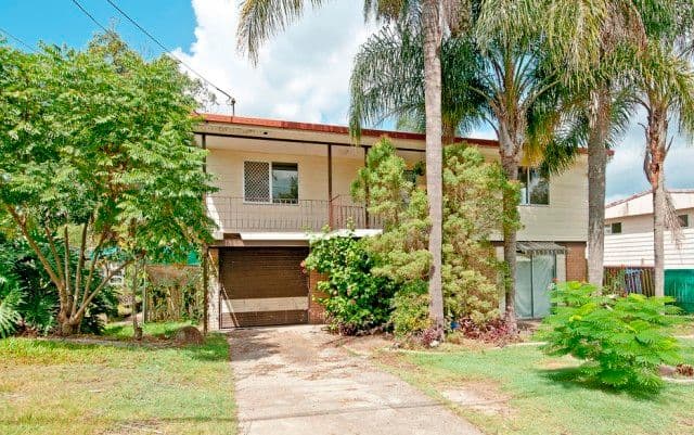 9 Pinewood Street, CRESTMEAD QLD 4132, Crestmead - Image 1