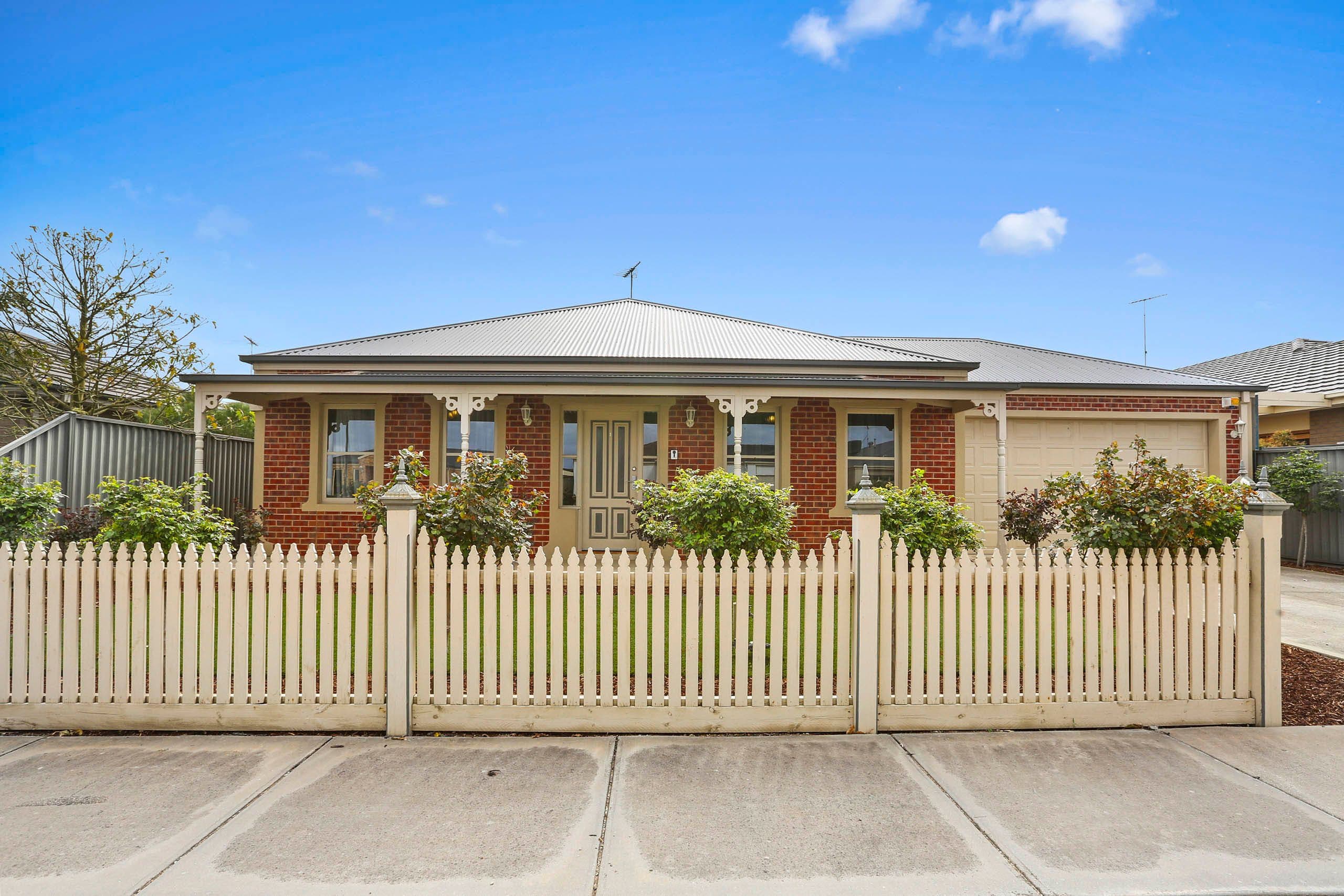 17 Springwater Drive, Lara VIC 3212, Lara - Thumbnail 2
