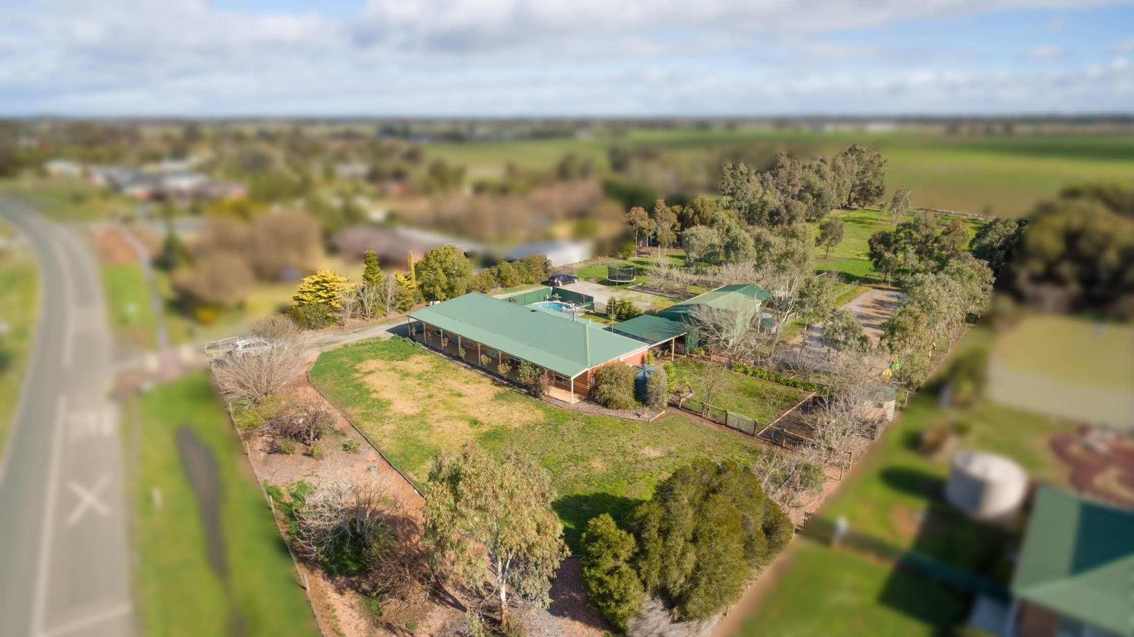 330 Mary Ann Road, Echuca VIC 3564, Echuca - Image 1