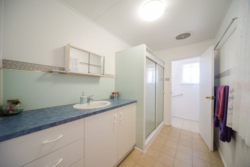 12 O'Hanlon Crescent, Mount Julian QLD 4800, Mount Julian - Thumbnail 8