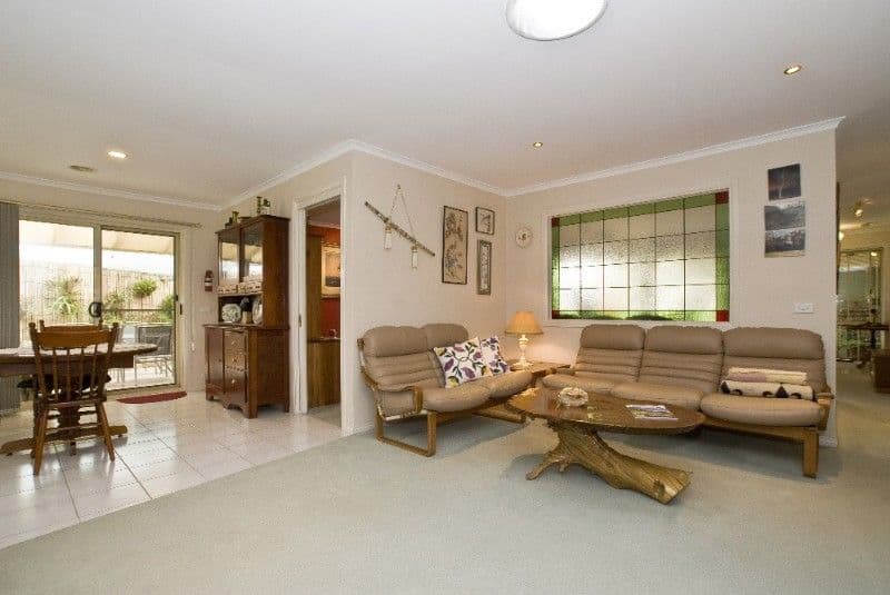 24 Whernside Court, MOOROOLBARK VIC 3138, Mooroolbark - Thumbnail 3