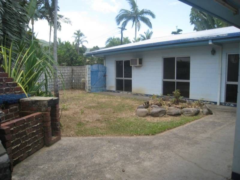 1 Gillian Close, SMITHFIELD QLD 4878, Smithfield - Thumbnail 4
