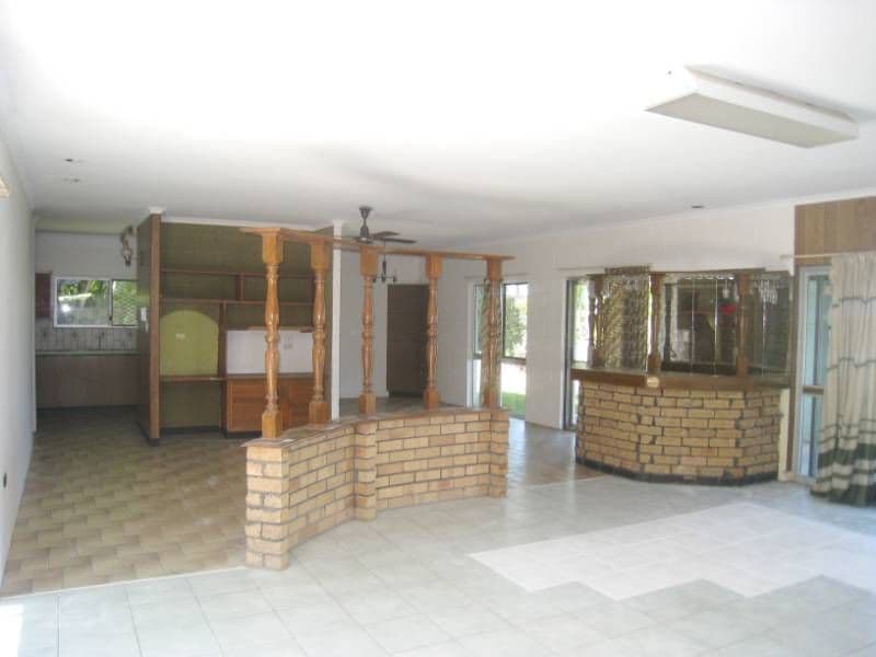 1 Gillian Close, SMITHFIELD QLD 4878, Smithfield - Thumbnail 6