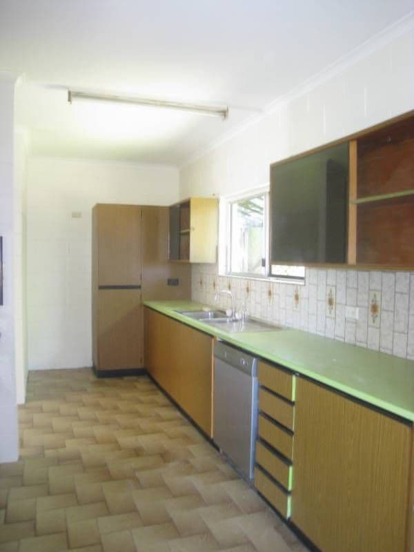 1 Gillian Close, SMITHFIELD QLD 4878, Smithfield - Thumbnail 7