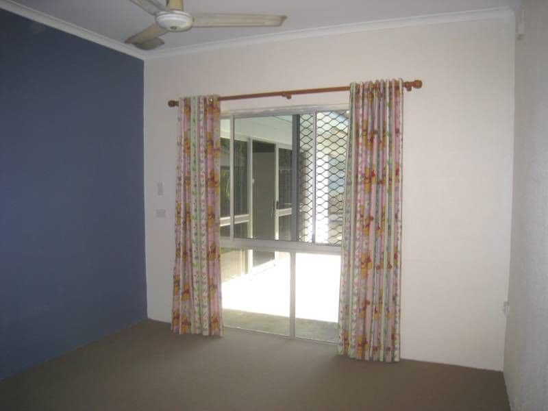 1 Gillian Close, SMITHFIELD QLD 4878, Smithfield - Thumbnail 8