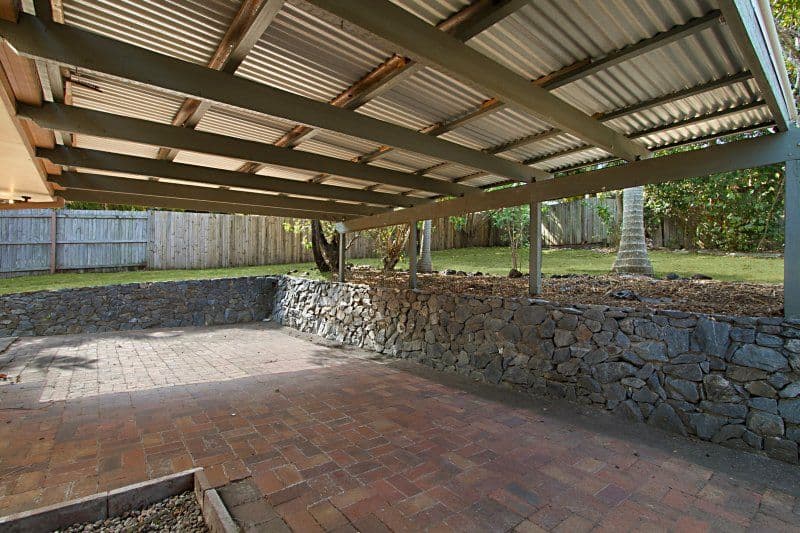 11 Clayton Drive, EDENS LANDING QLD 4207, Edens Landing - Thumbnail 4