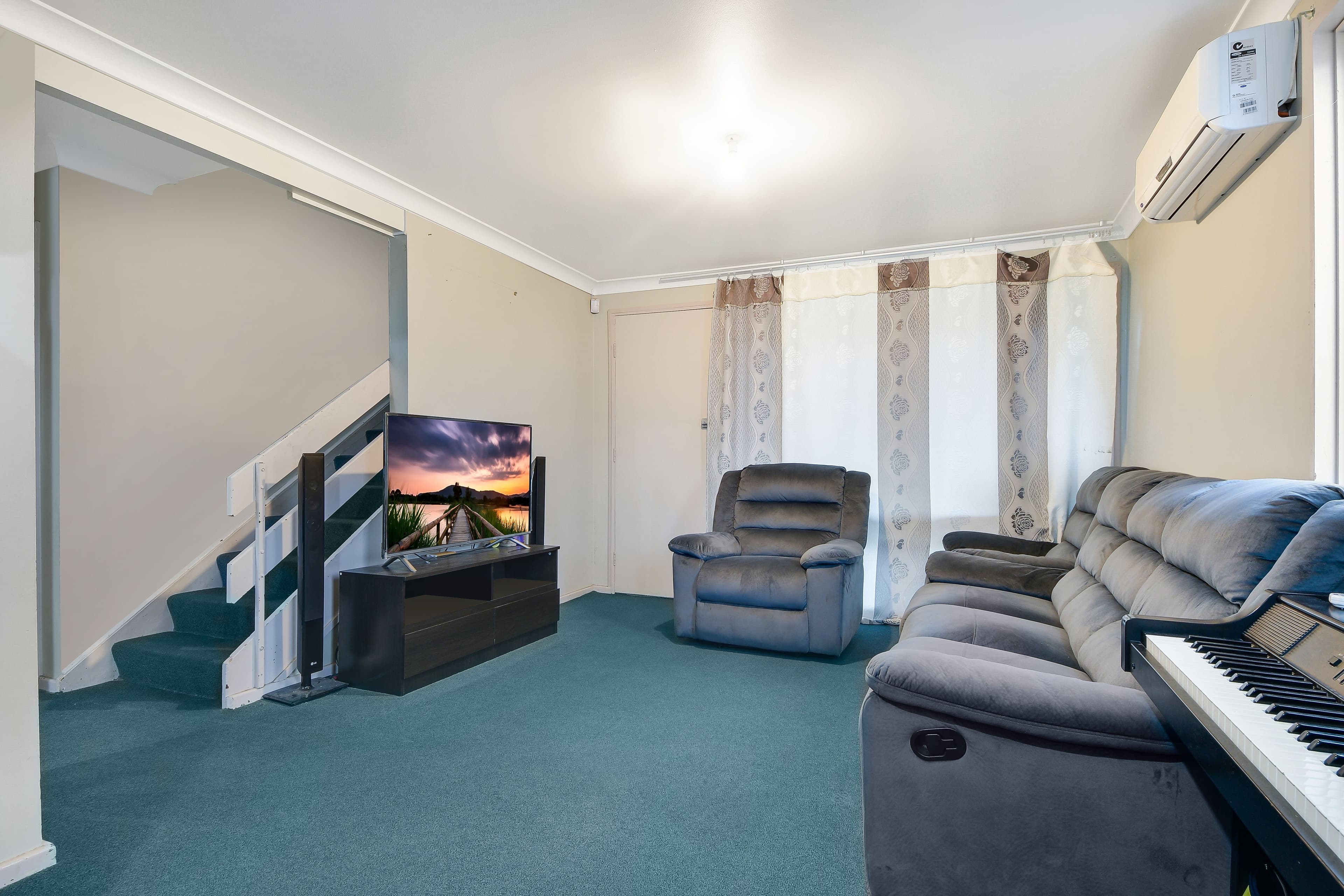 Macquarie Fields NSW 2564, Macquarie Fields - Thumbnail 2
