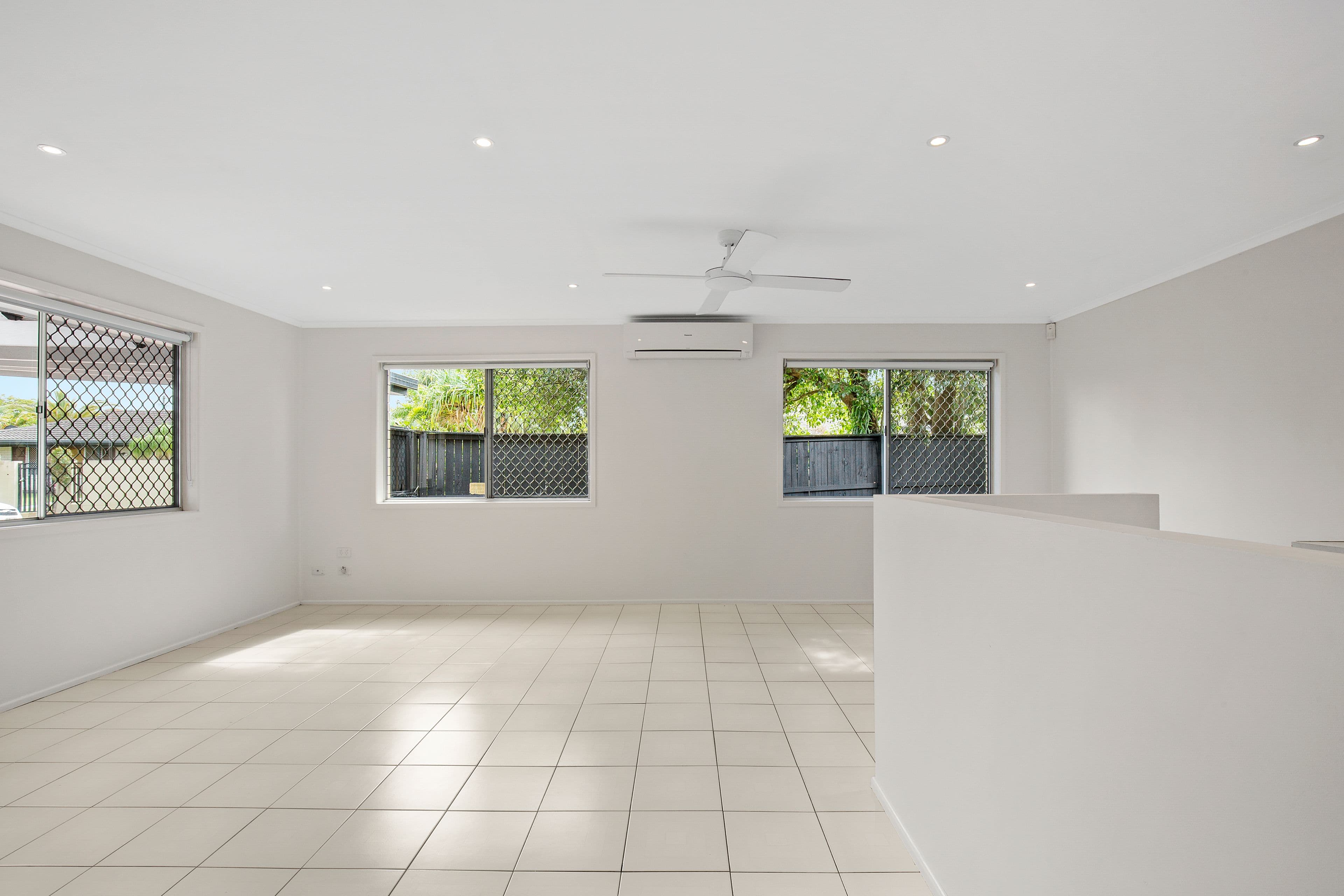 24 Allambi Avenue, Broadbeach Waters QLD 4218, Broadbeach Waters - Thumbnail 7