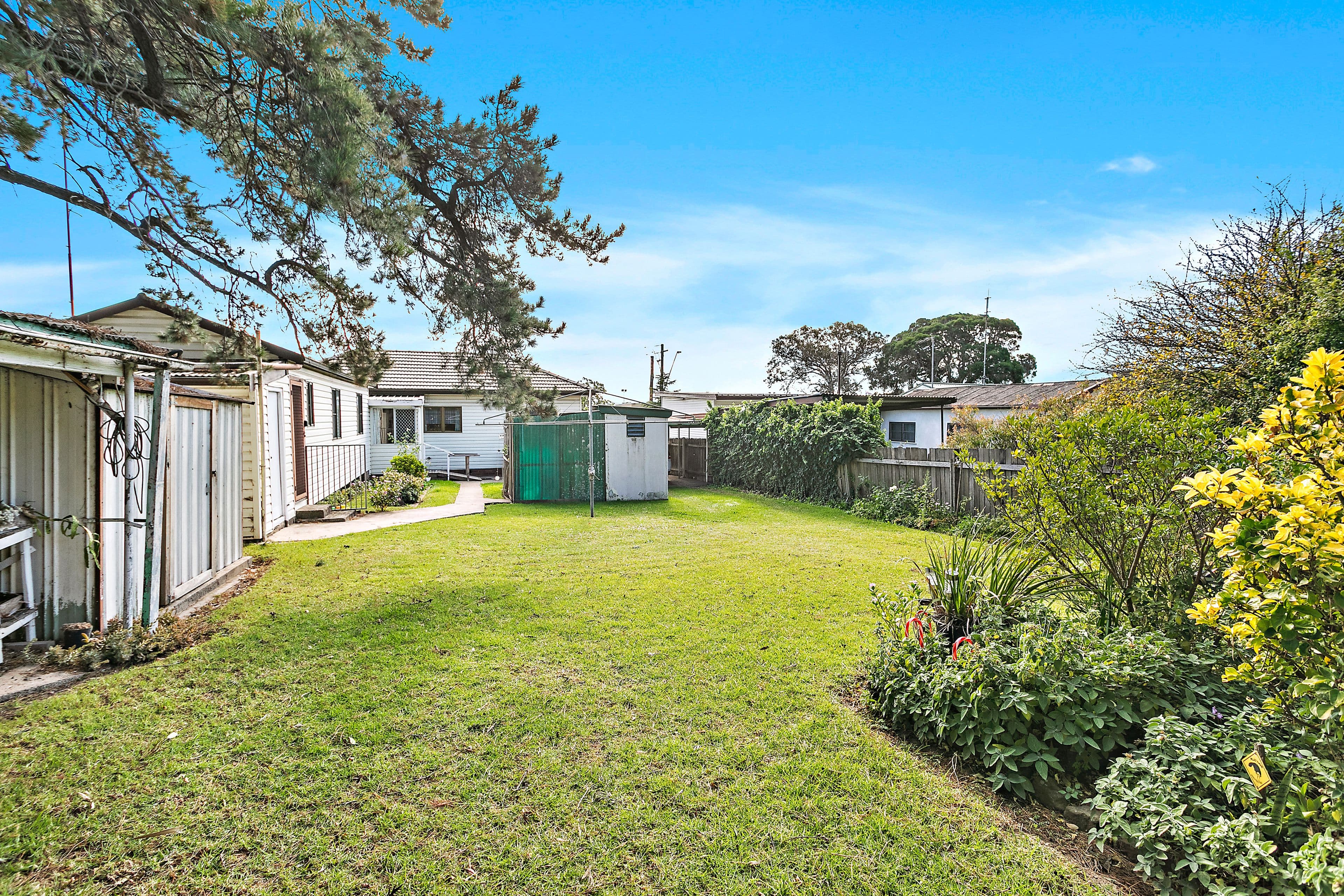 9 Kingston Street, Oak Flats - Thumbnail 7