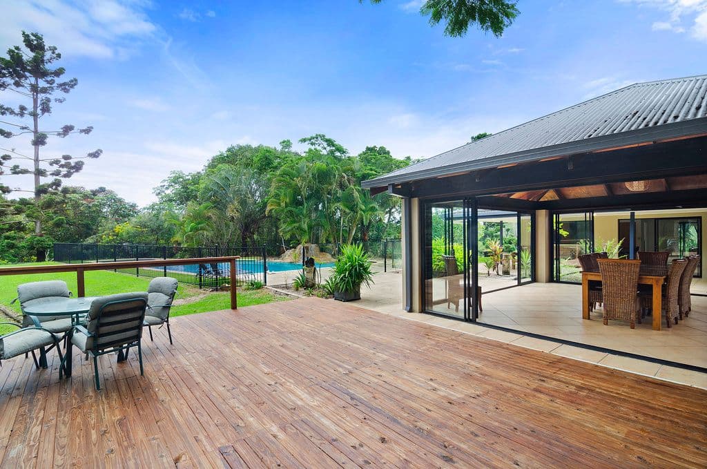 15 Benaroon Court, Tallebudgera QLD 4228, Tallebudgera - Thumbnail 2